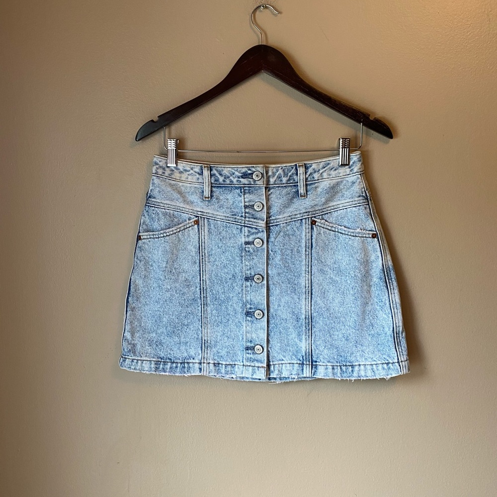Abercrombie & Fitch High Rise Acid Wash Denim Mini Skirt - Picture 3 of 13